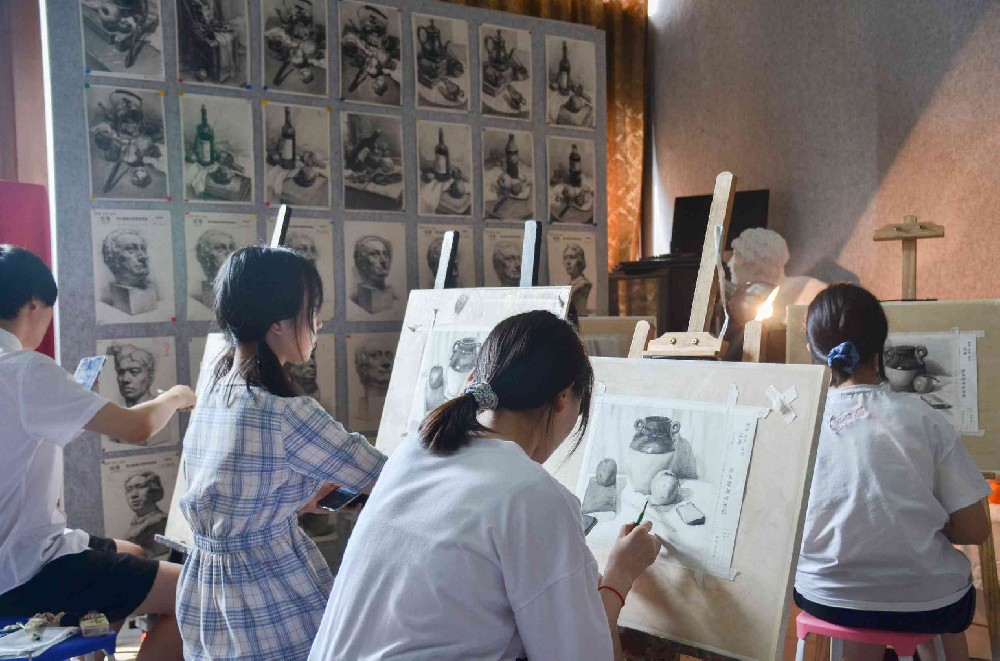 顶峰中高考艺考 | 高分速写用线的四大规律你知道吗?